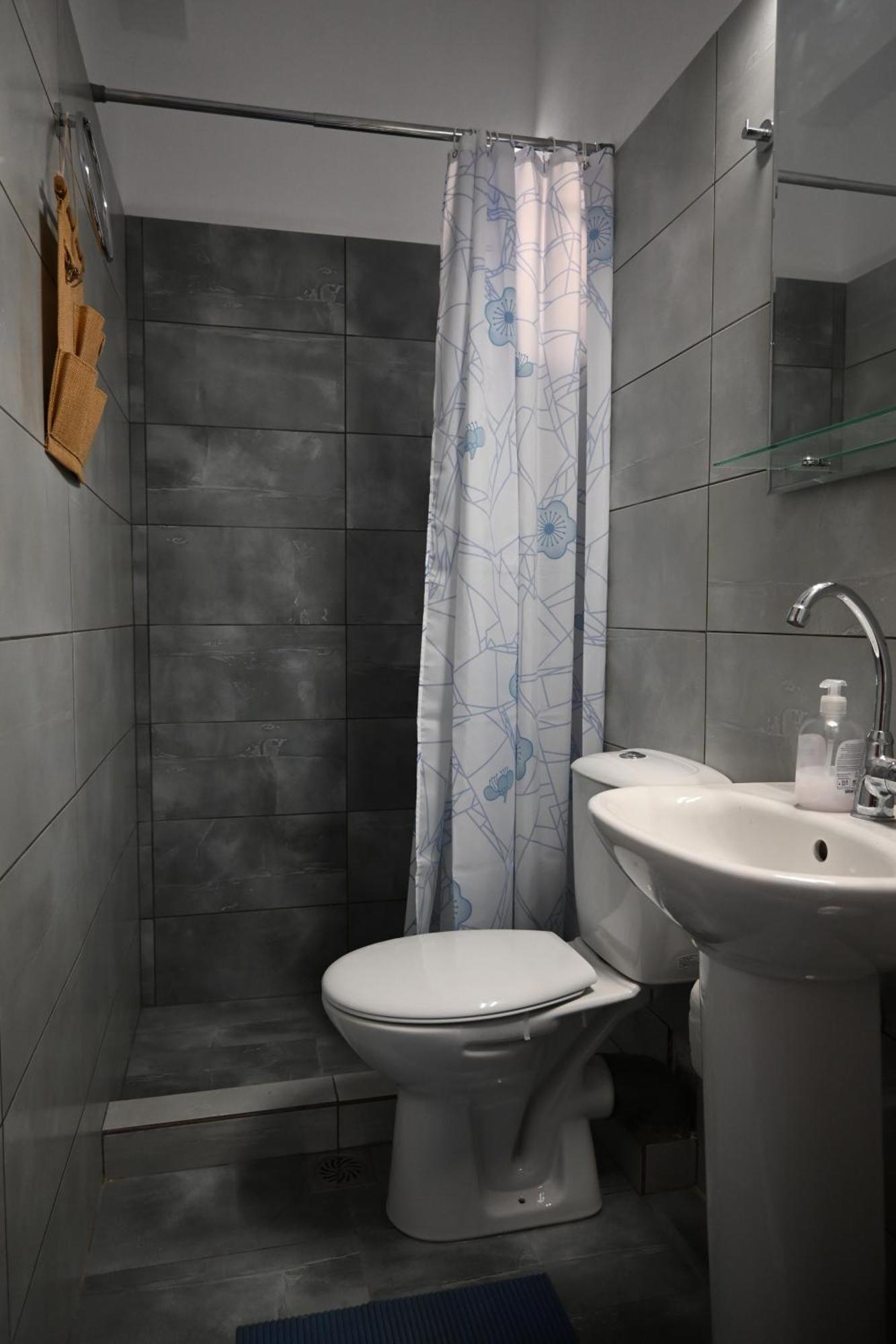 Hotel Apelati Keri Exteriér fotografie